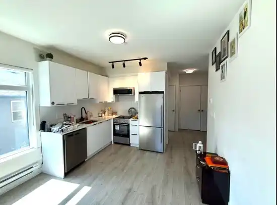 10616 132 Street - photo 2 of 5