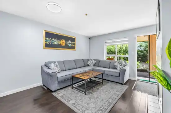 9977 138 Street - photo 2 of 6