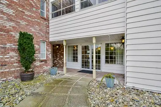 Baycrest - photo 2 of 10