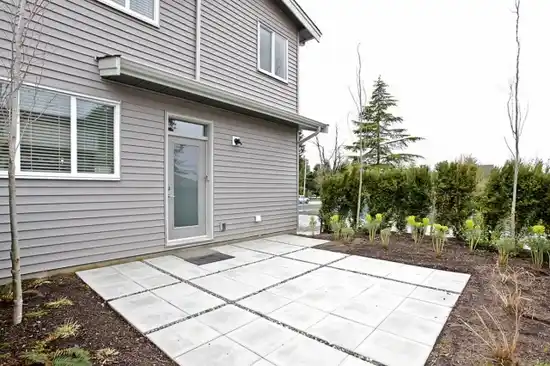 Dwell at 72 exterior