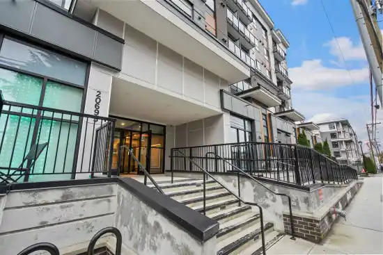 Eastleigh - photo 3 of 6