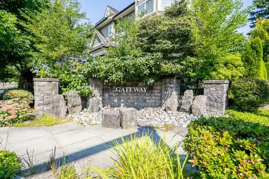 Gateway - photo 4 of 4