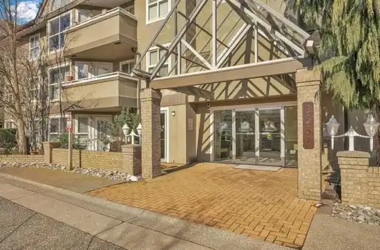 Lakewood Terrace - photo 2 of 9