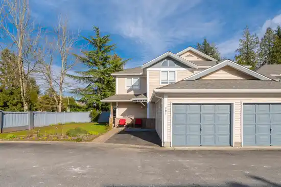 North Surrey - photo 2 of 9