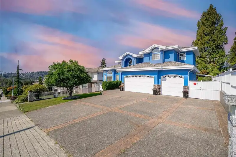 7287 PANDORA STREET - photo 2 of 37