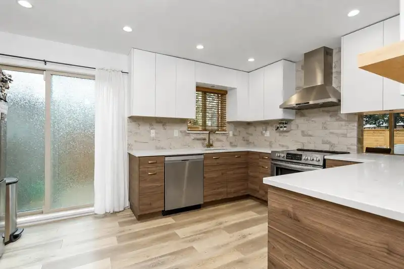 86 6880 LUCAS ROAD - photo 3 of 40