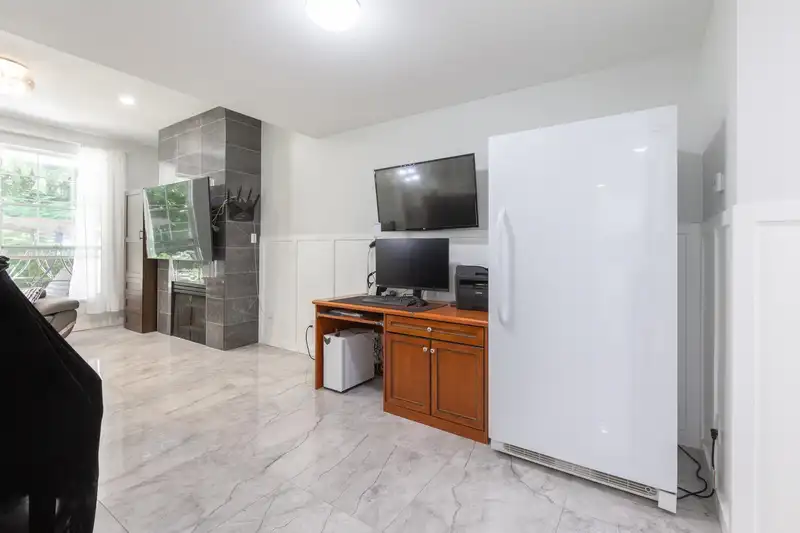 23 8675 WALNUT GROVE DRIVE - photo 3 of 40