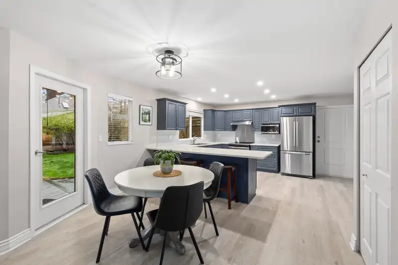 20964 93B PLACE - photo 1 of 39
