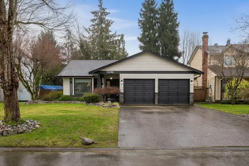 15496 93RD AVENUE - photo 2 of 25