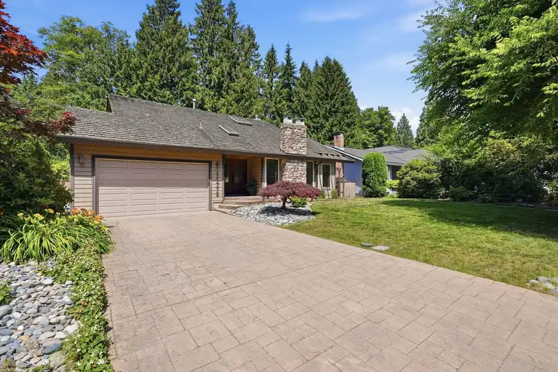 11779 LYON ROAD - photo 2 of 40