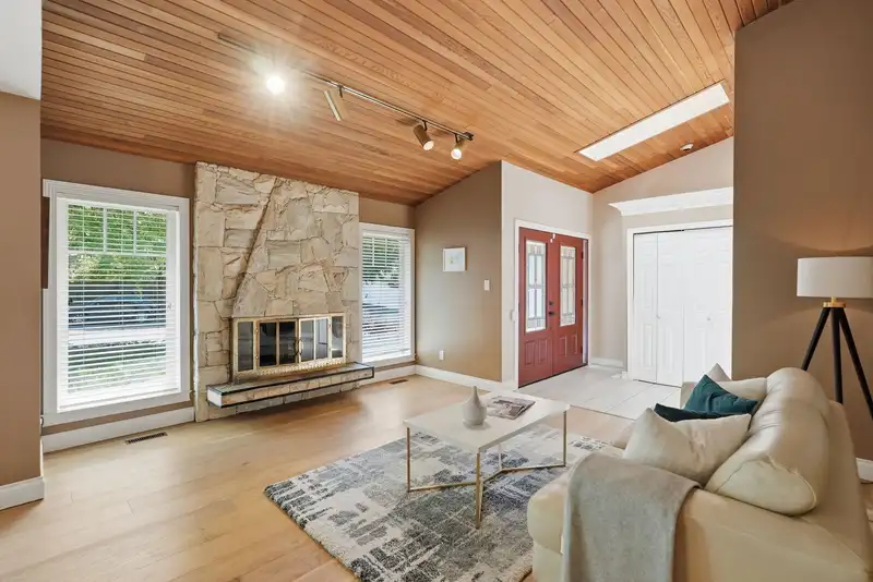 11779 LYON ROAD - photo 4 of 40