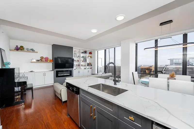 PH7 9188 COOK ROAD - photo 4 of 25