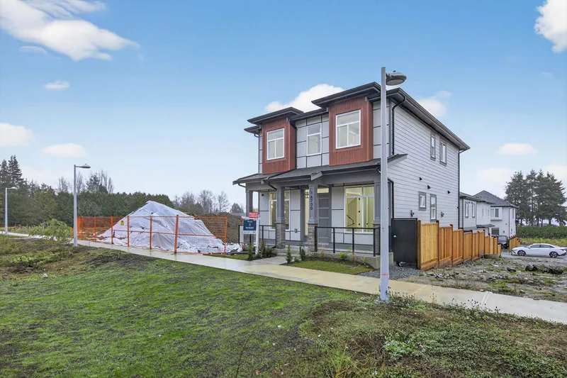 16730 20 AVENUE - photo 2 of 25