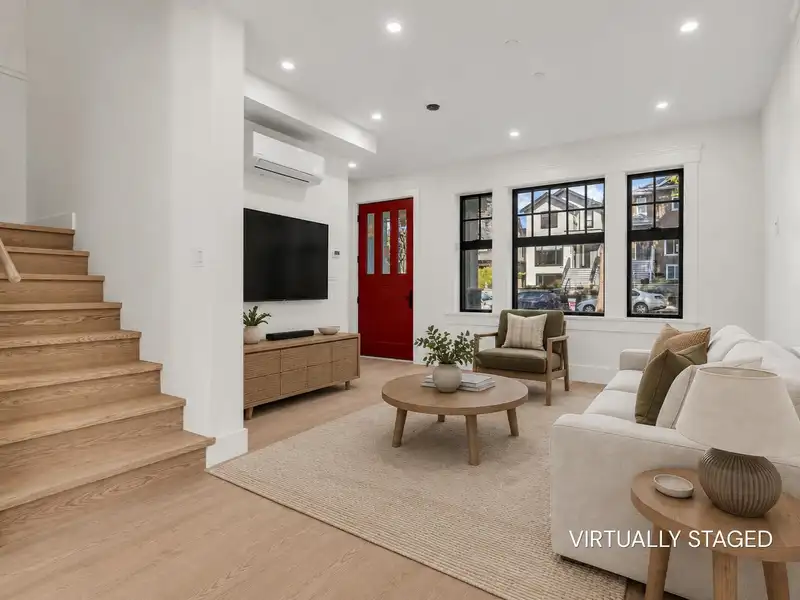 2566 W 2ND AVENUE - photo 4 of 40