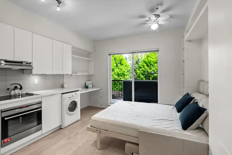 206 13678 GROSVENOR ROAD - photo 3 of 35