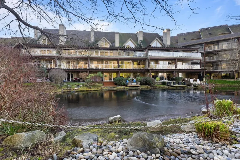 320 1120 TSATSU SHORES DRIVE - photo 4 of 25