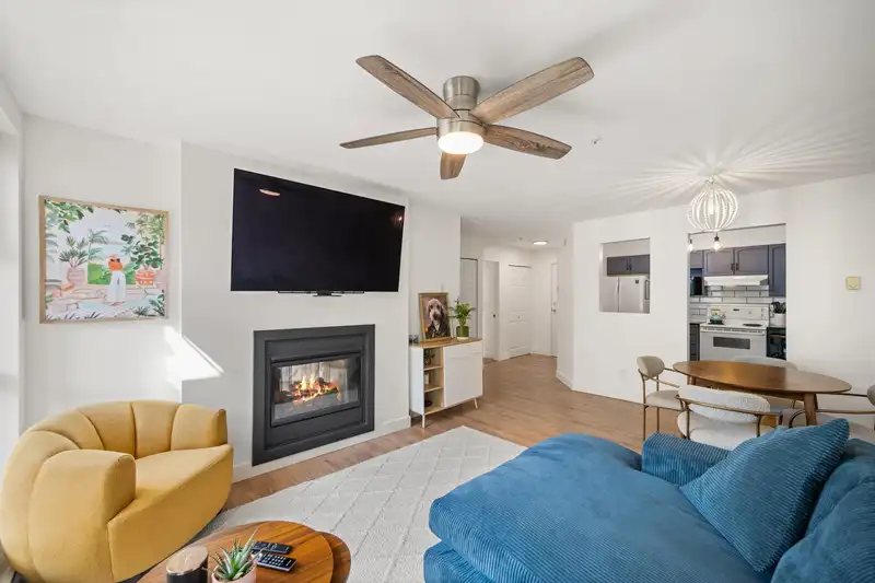 210 2435 WELCHER AVENUE - photo 1 of 28