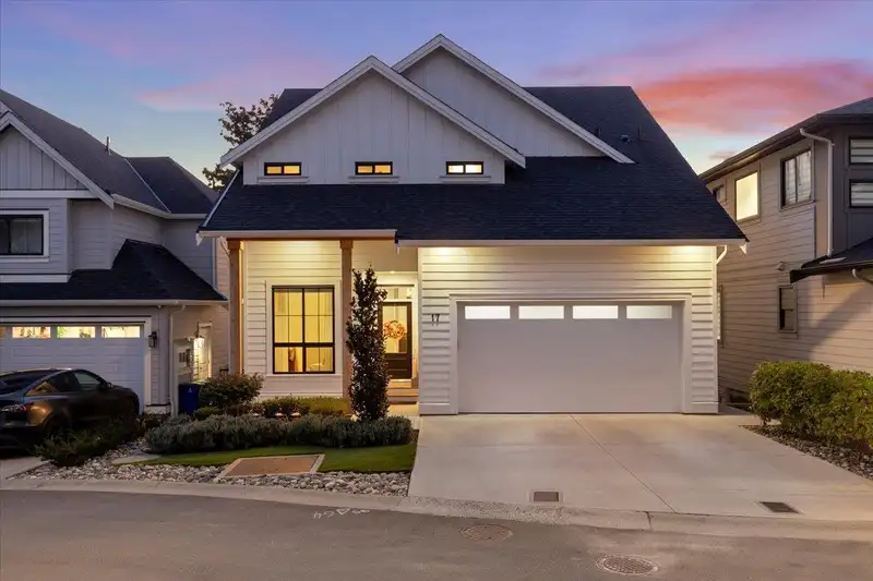 17 4217 OLD CLAYBURN ROAD - photo 2 of 40
