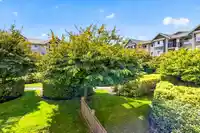 234 19673 MEADOW GARDENS WAY - thumbnail 27