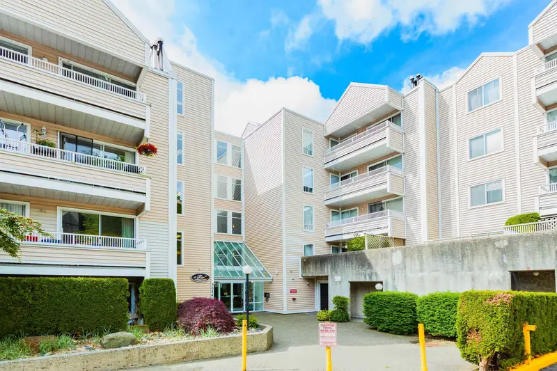 101 9644 134 STREET - photo 1 of 25