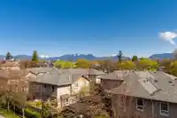 407 3480 YARDLEY AVENUE - thumbnail 14