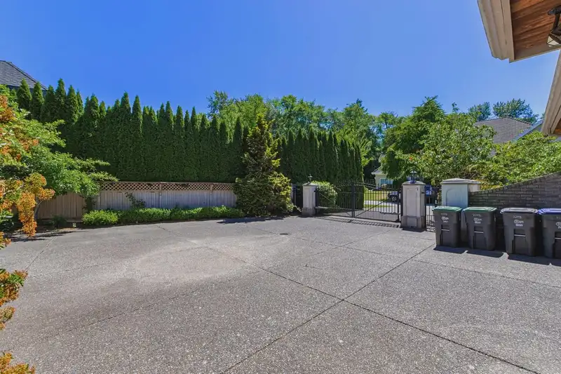 2248 136 STREET - photo 3 of 40