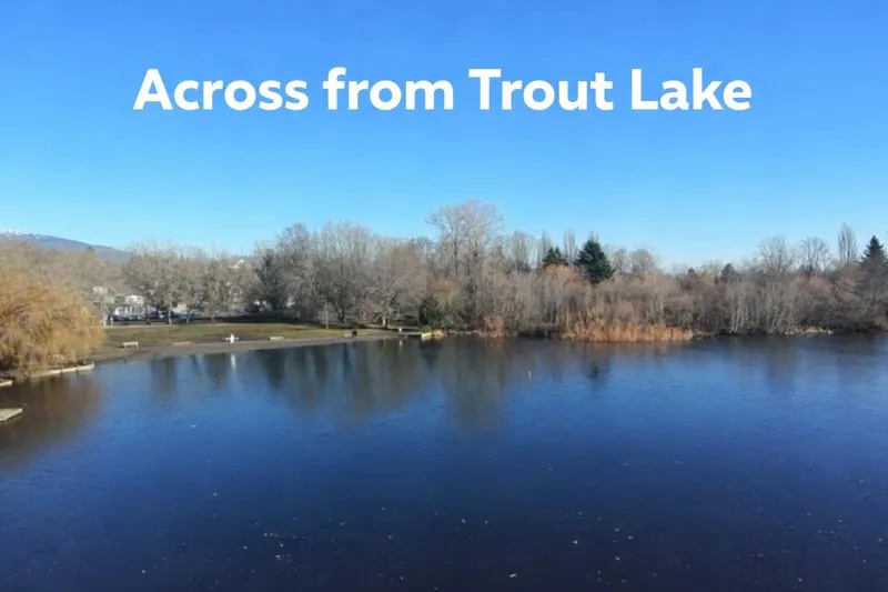 3381 VICTORIA DRIVE - photo 2 of 25