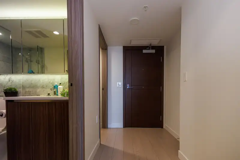 1809 455 SW MARINE DRIVE - photo 3 of 37