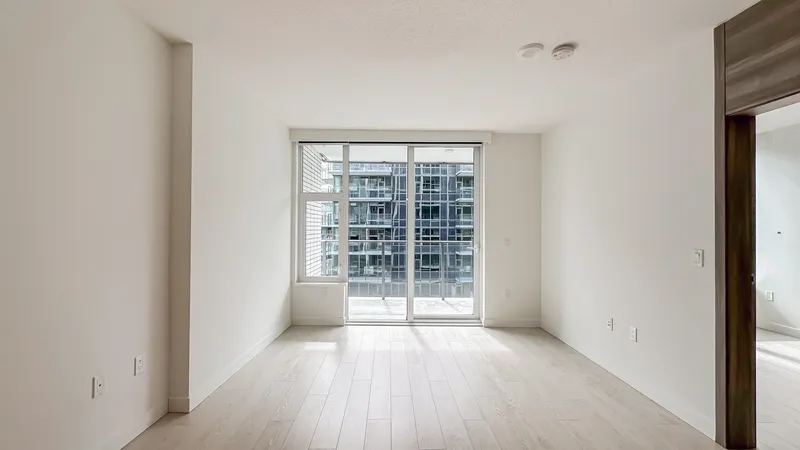 886 8671 HAZELBRIDGE WAY - photo 3 of 18