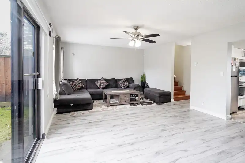 49 13990 74 AVENUE - photo 4 of 18