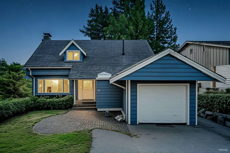 84 LAURIE CRESCENT - photo 1 of 25