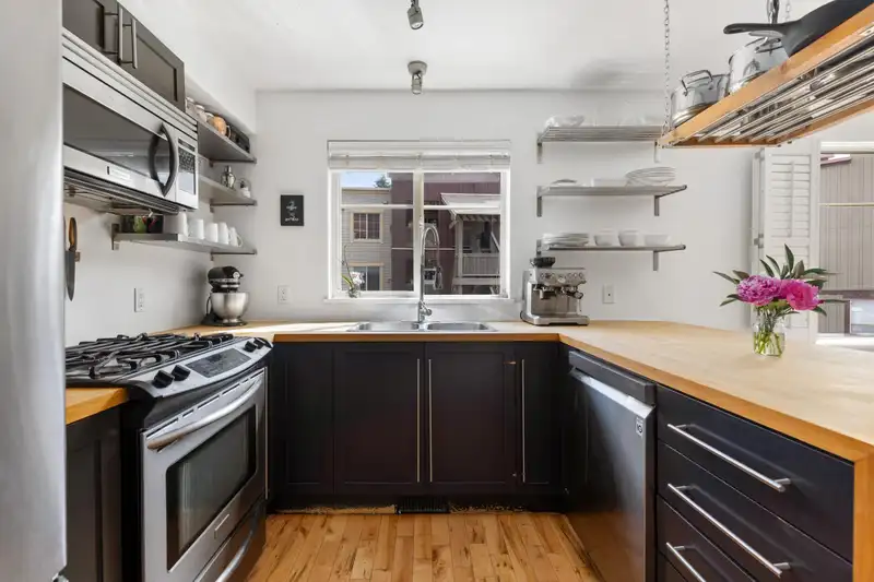 20 1446 VINE ROAD - photo 3 of 32