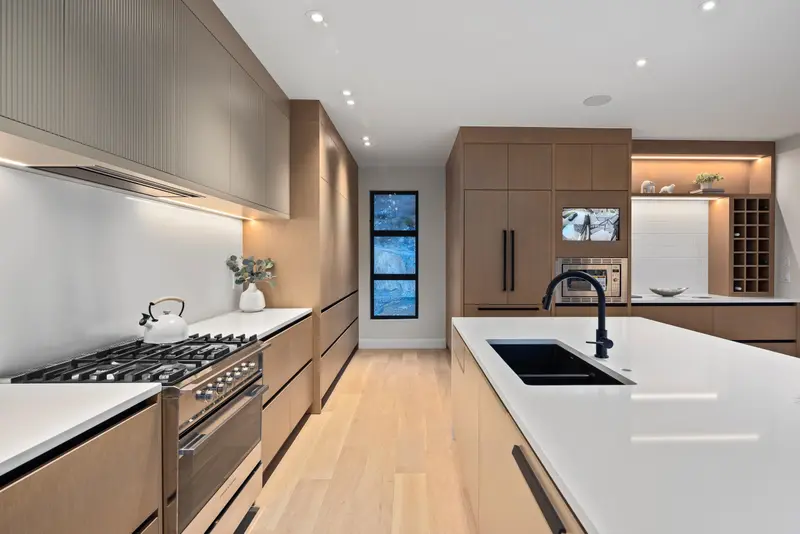 7683 CERULEAN DRIVE - photo 3 of 14