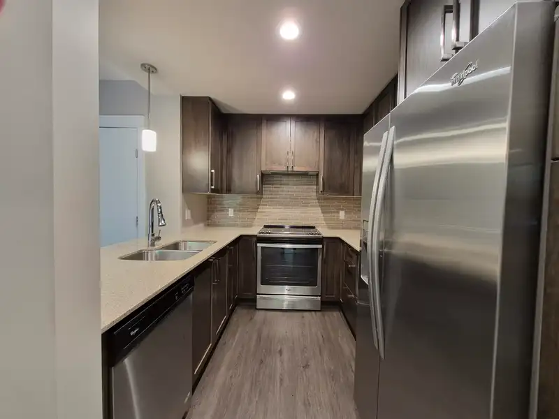 107 2495 WILSON AVENUE - photo 4 of 13