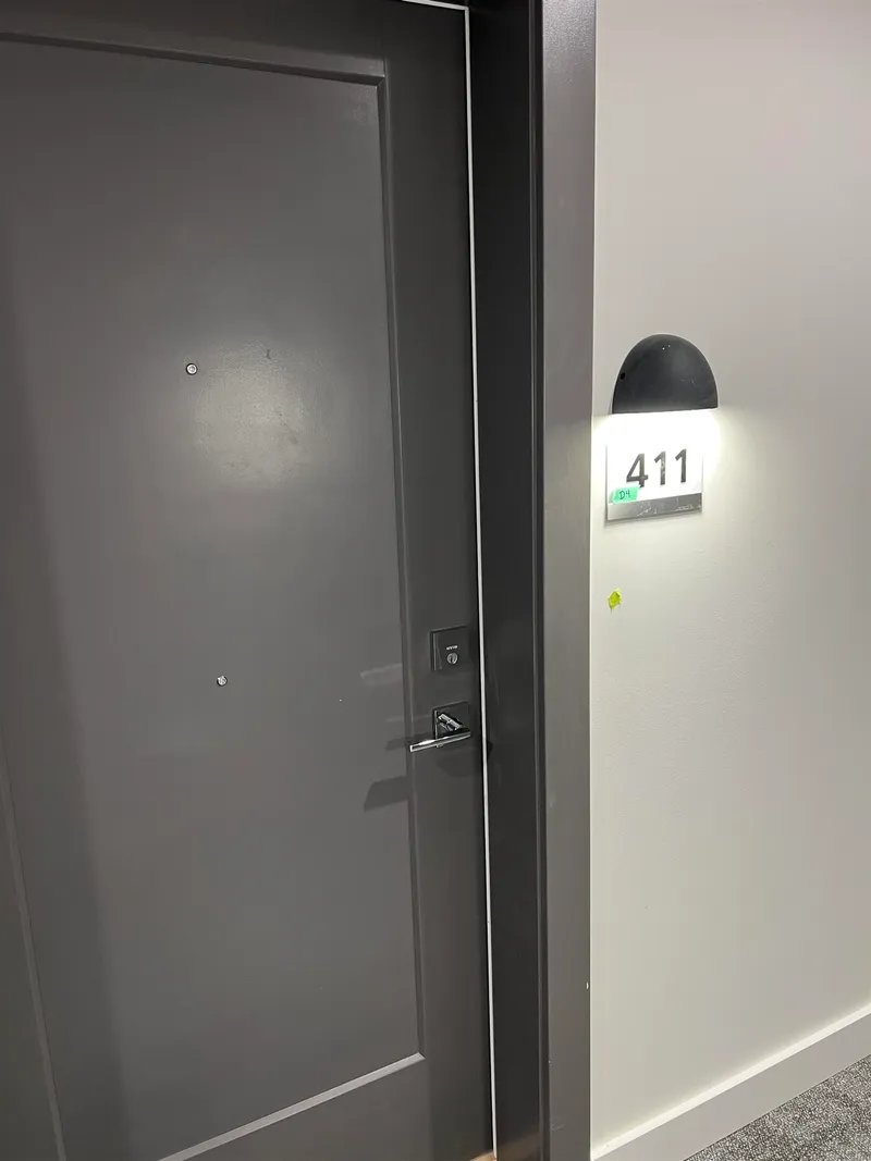 411 13788 76 AVENUE - photo 2 of 25