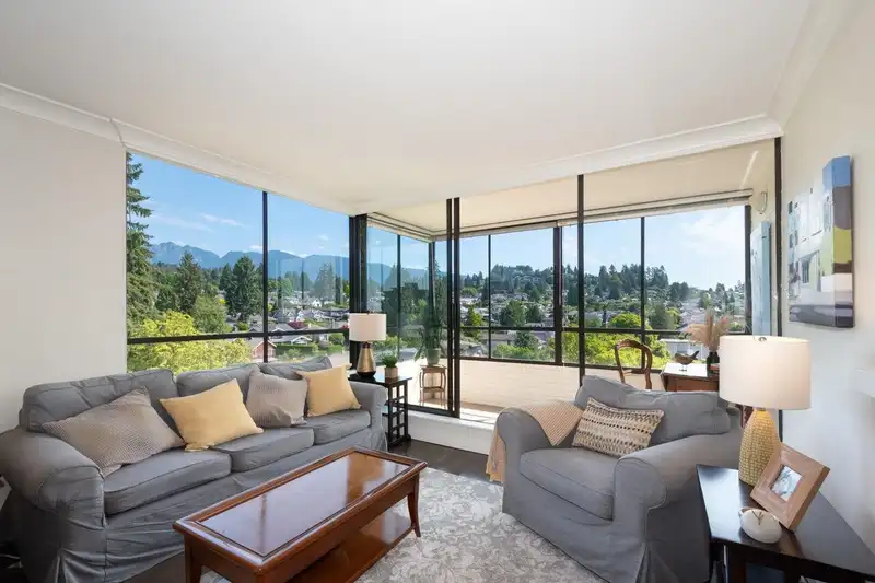 802 1412 ESQUIMALT AVENUE - photo 4 of 34