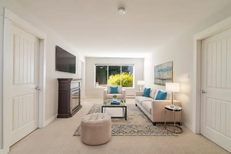102 32725 GEORGE FERGUSON WAY - photo 2 of 17