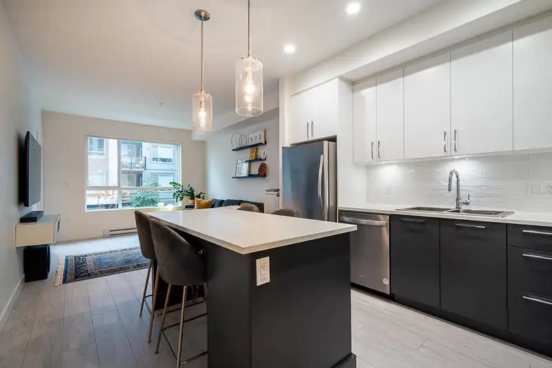 B228 20834 80 AVENUE - photo 1 of 34