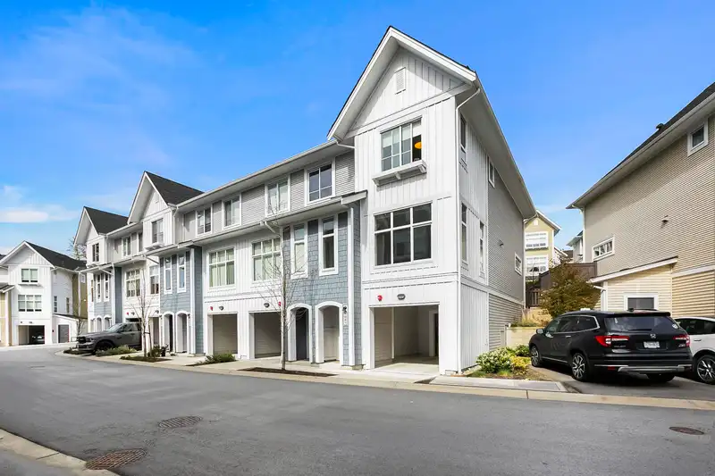 1041 11280 PAZARENA PLACE - photo 1 of 28