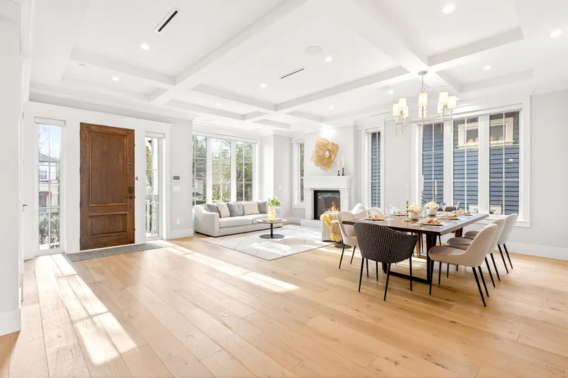 4089 W 19TH AVENUE - photo 2 of 25