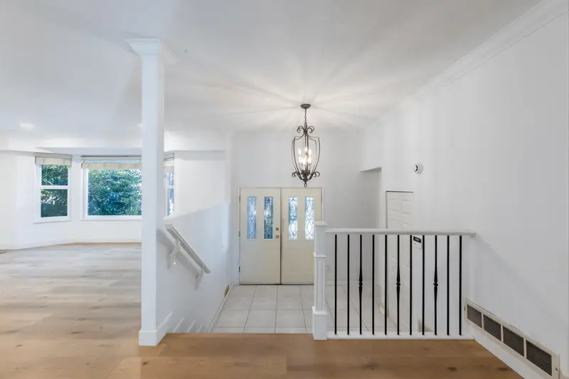 7920 WILLOWFIELD DRIVE - photo 4 of 25