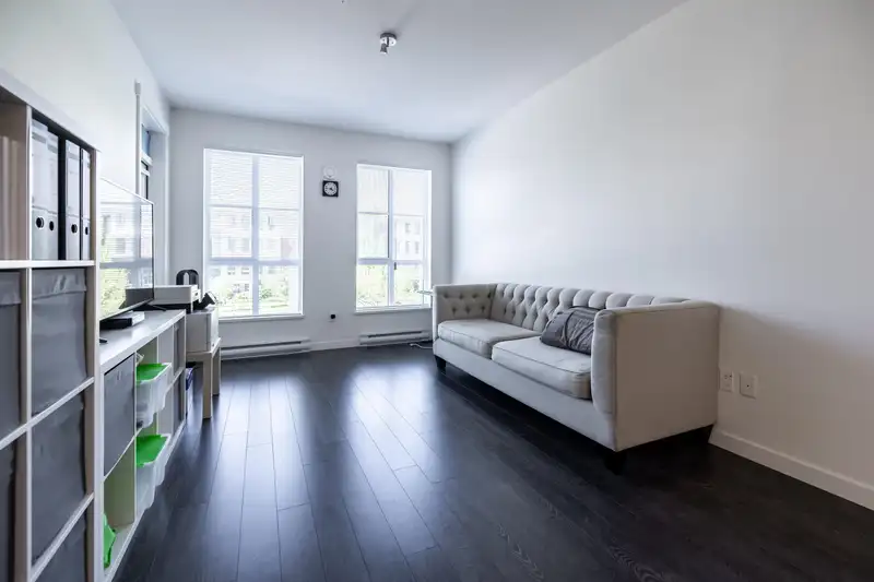 201 15137 33 AVENUE - photo 3 of 32