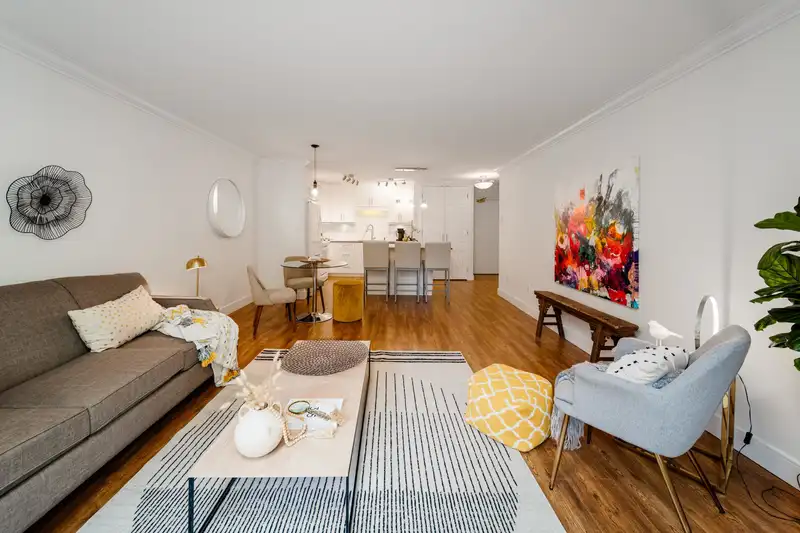 106 1750 AUGUSTA AVENUE - photo 3 of 28