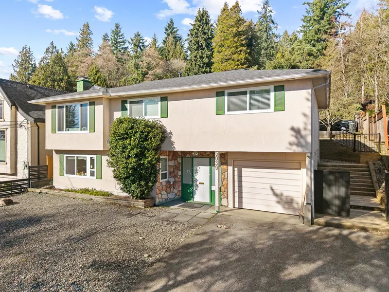 5039 MARINE DRIVE - photo 2 of 25