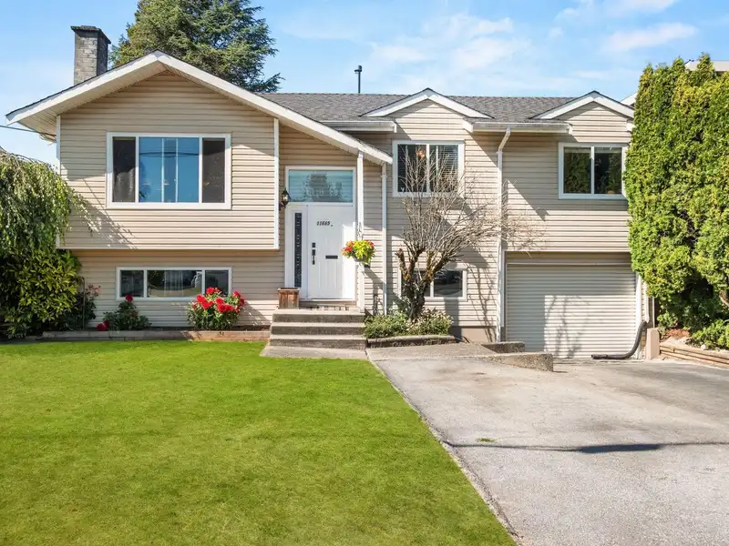 11665 94A AVENUE - photo 2 of 35