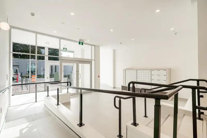 108 623 KEMSLEY AVENUE - photo 2 of 25