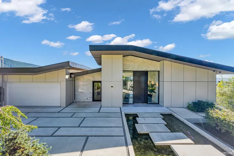 535 CRAIGMOHR DRIVE - photo 3 of 25