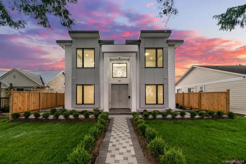 391 CATALINA CRESCENT - photo 1 of 32