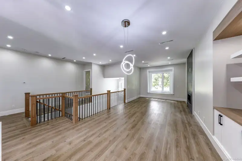 391 CATALINA CRESCENT - photo 4 of 32