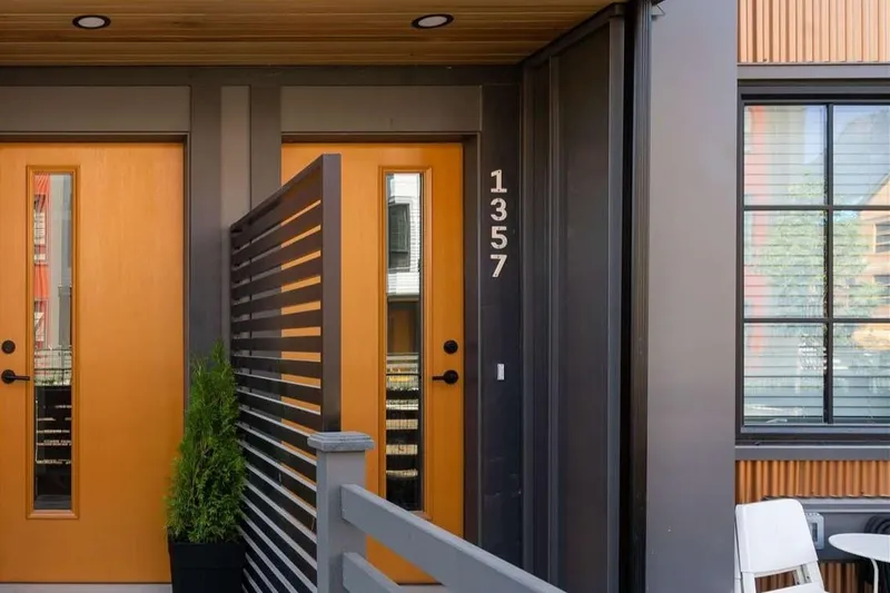 1357 PEAKSIDE PLACE - photo 3 of 25